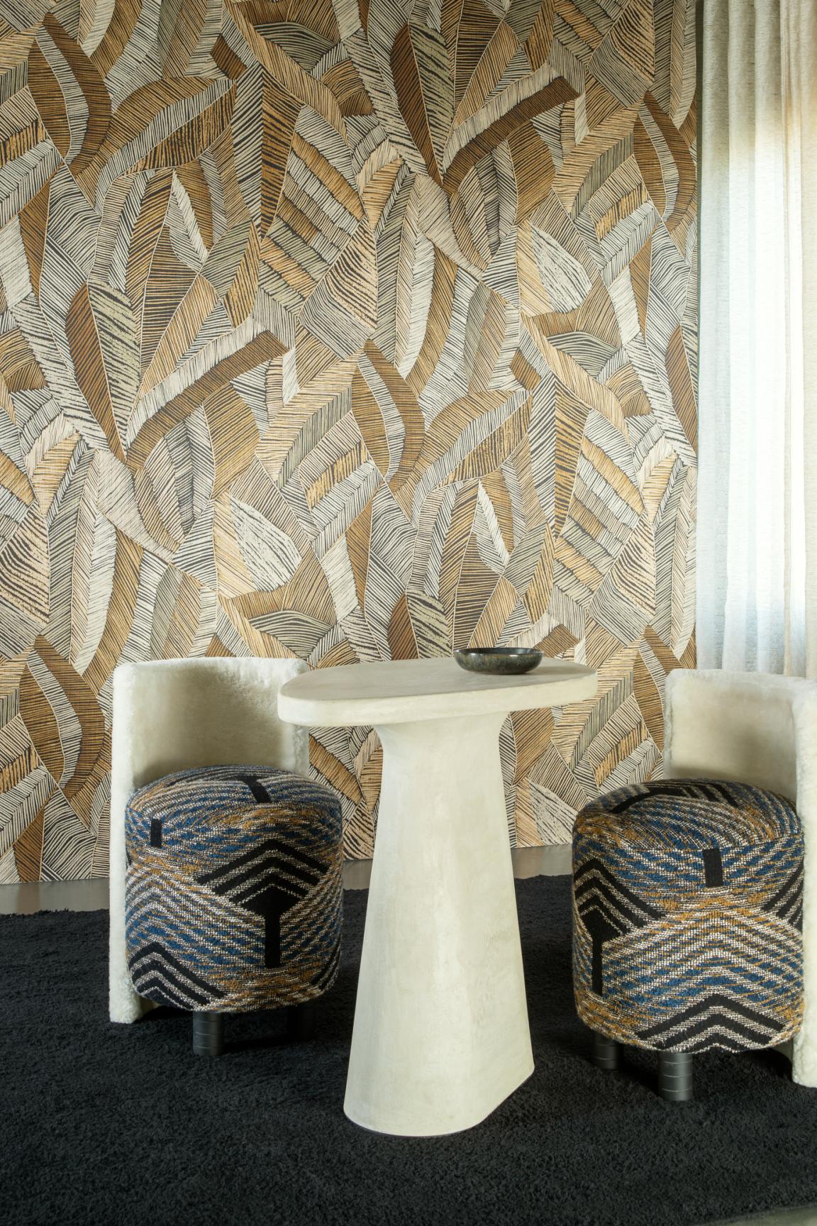 Essentials | Les Tricots_Chintz_73102_Roomshot_Web_LR